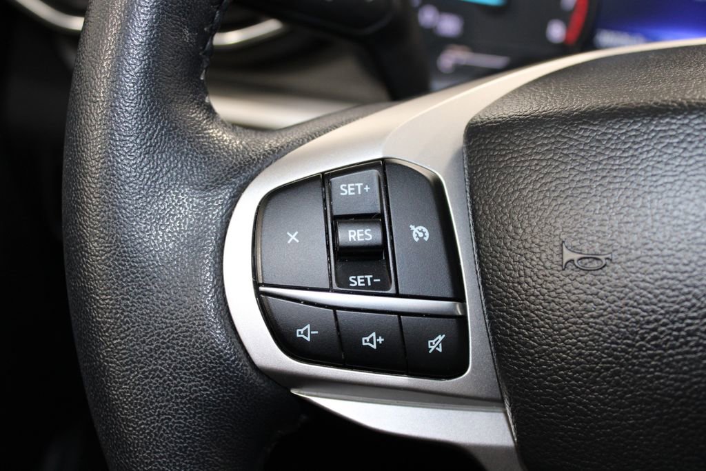 Used 2023 Ford Explorer XLT w/ Equipment Group 202A image 37