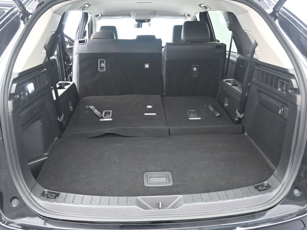Used 2025 MAZDA CX-90 3.3 Turbo w/ Select Package image 18