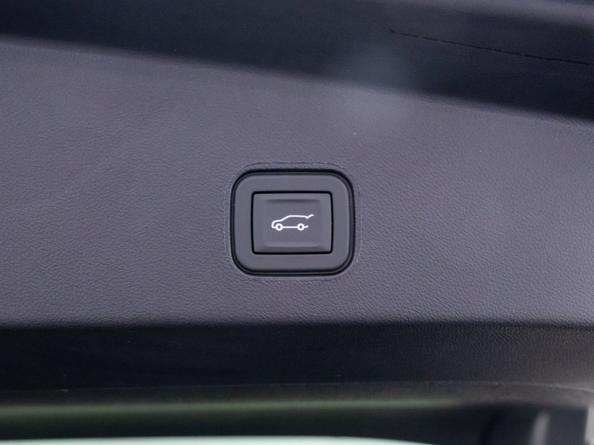 New 2026 Cadillac Lyriq Sport image 27