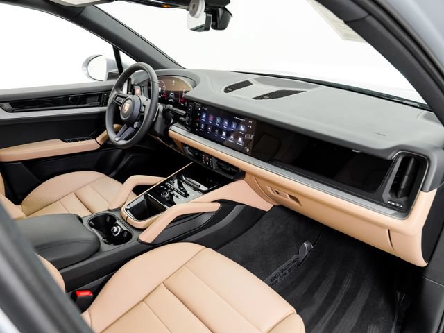 Certified 2026 Porsche Cayenne AWD/4WD image 21