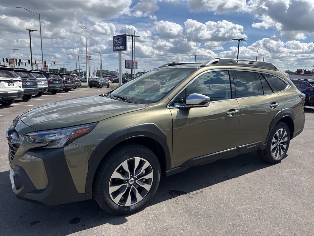 New 2025 Subaru Outback Touring XT image 3