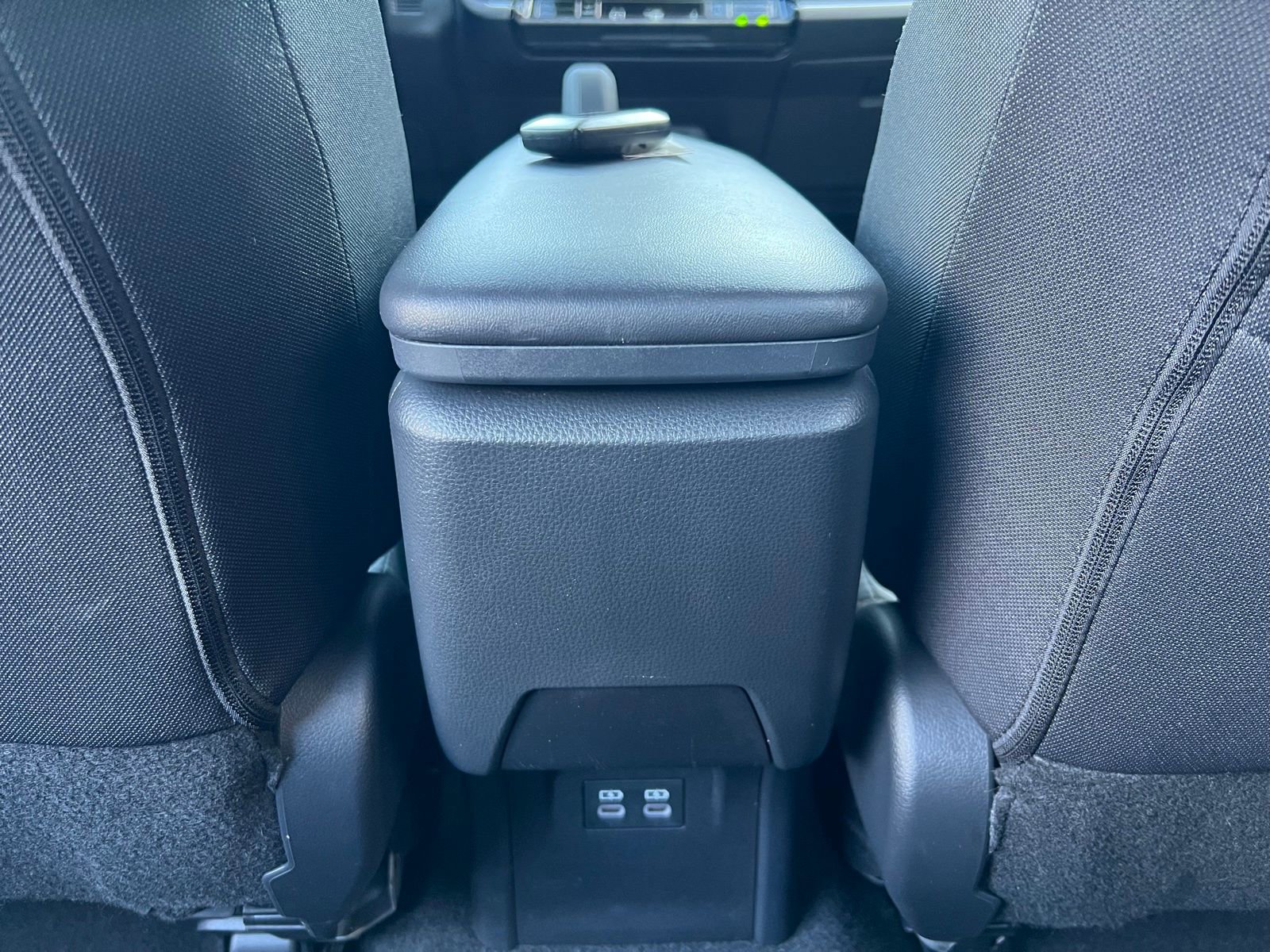 Used 2023 Toyota Prius Limited image 44