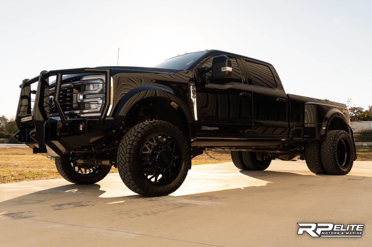 Used 2023 Ford F450 Lariat w/ FX4 Off-Road Package image 5