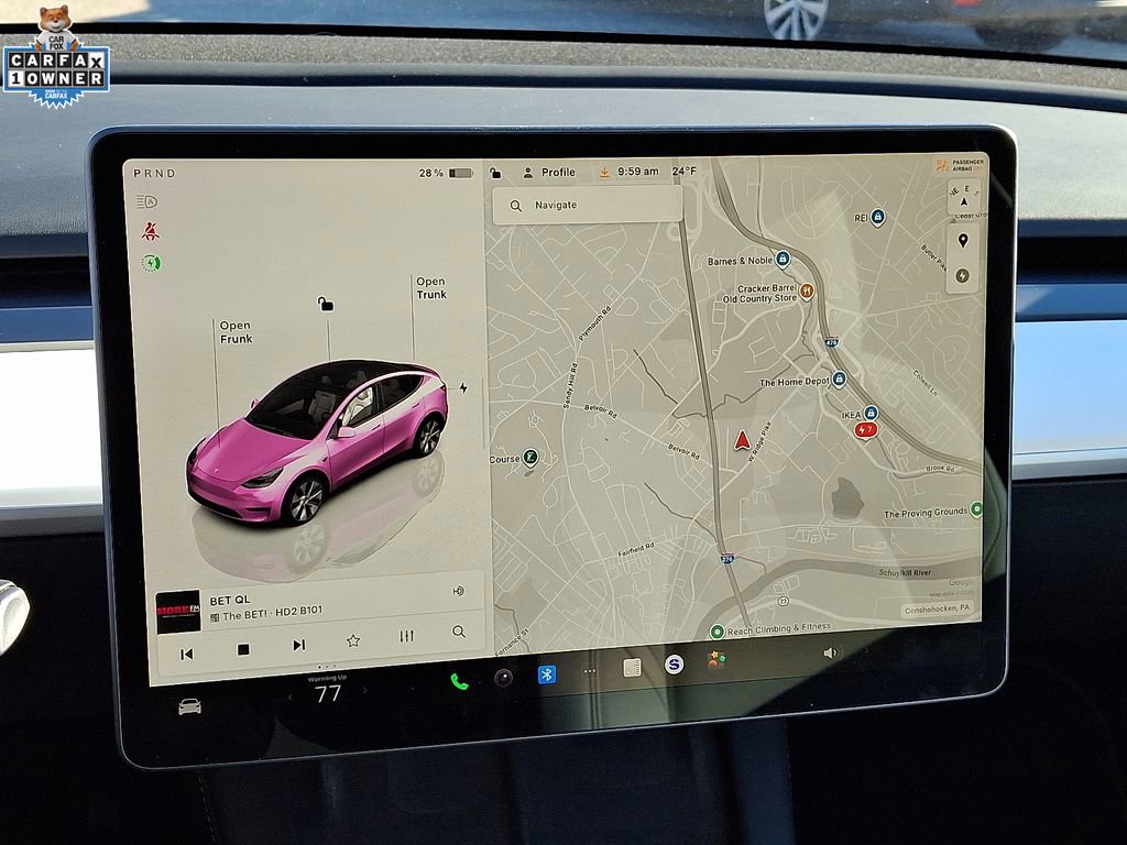 Used 2022 Tesla Model Y Long Range image 16