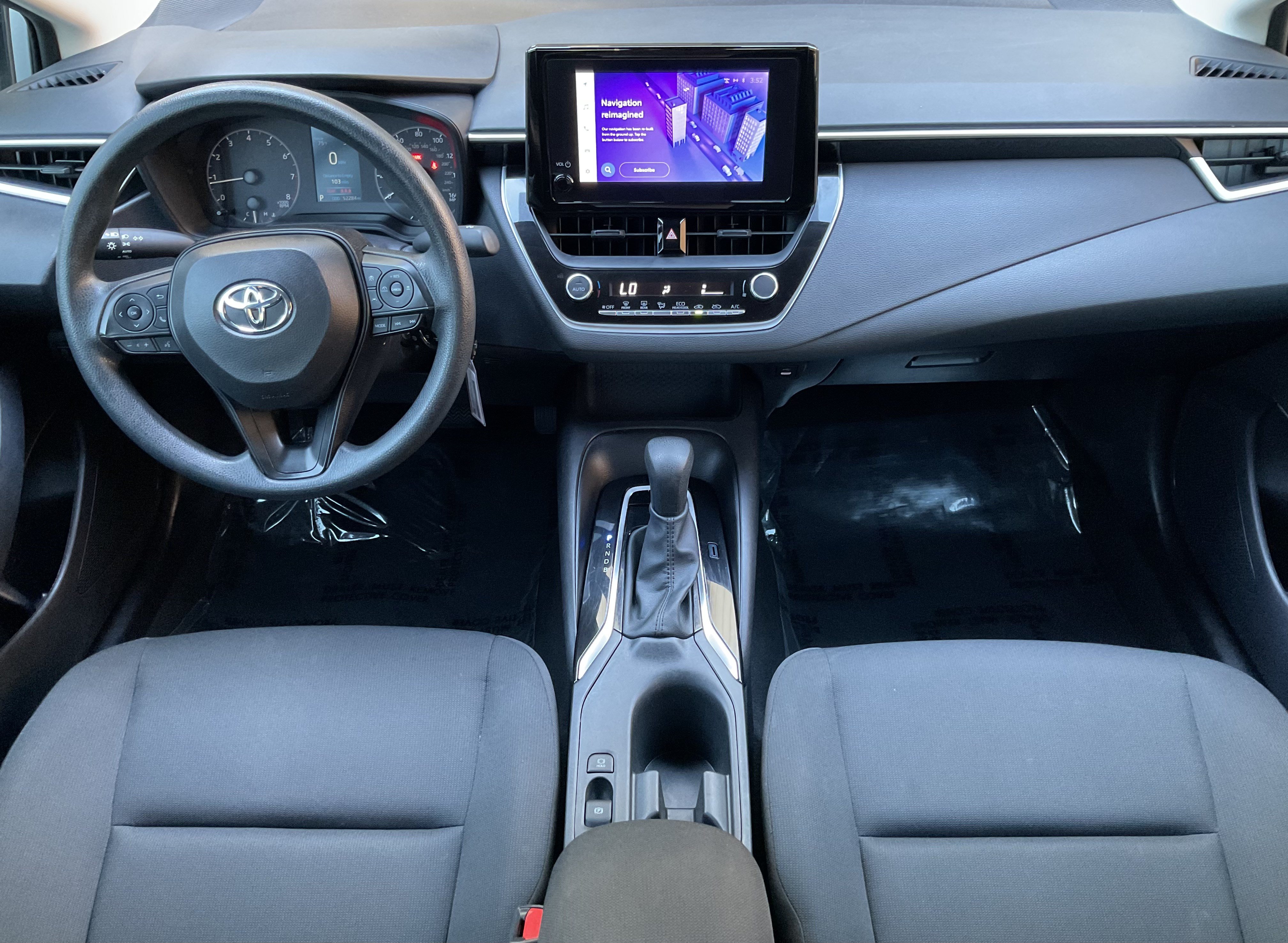 Used 2025 Toyota Corolla LE FWD image 22