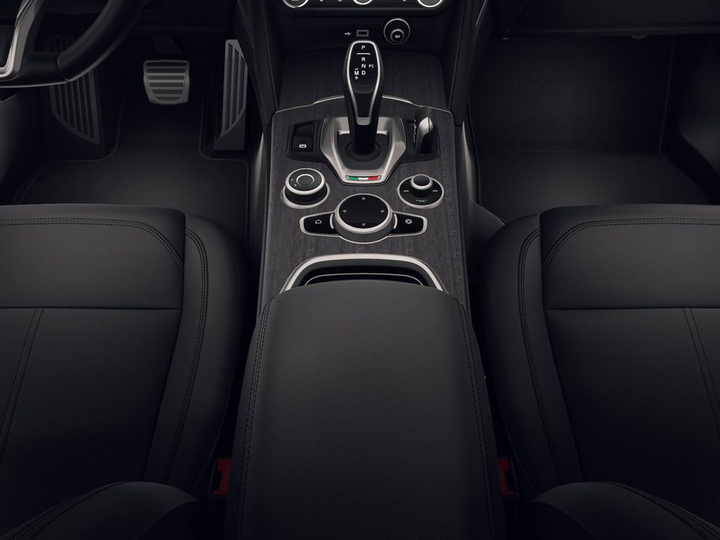 New 2026 Alfa Romeo Stelvio Sprint image 27