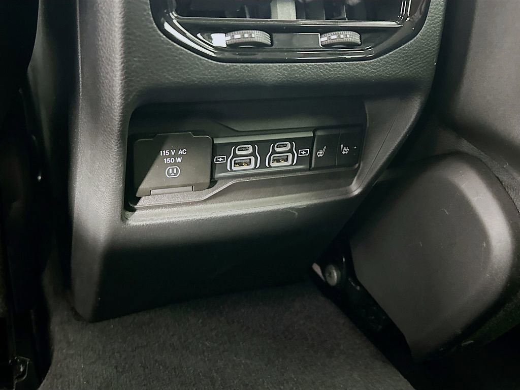 Certified 2023 Jeep Grand Cherokee Limited image 37