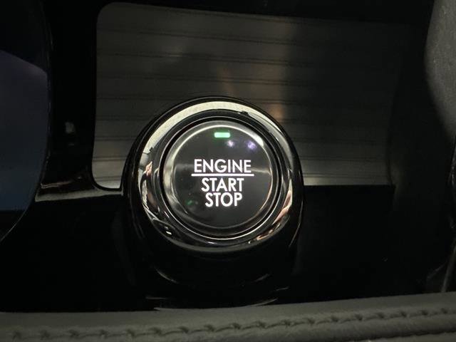 Used 2022 Lincoln Corsair Reserve w/ Sport Package image 32