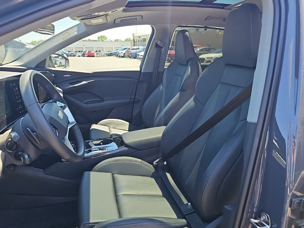 Certified 2025 Audi Q6 e-tron Premium Plus w/ Premium Plus AWD/4WD image 3