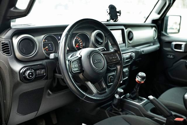 Used 2021 Jeep Gladiator Willys image 19