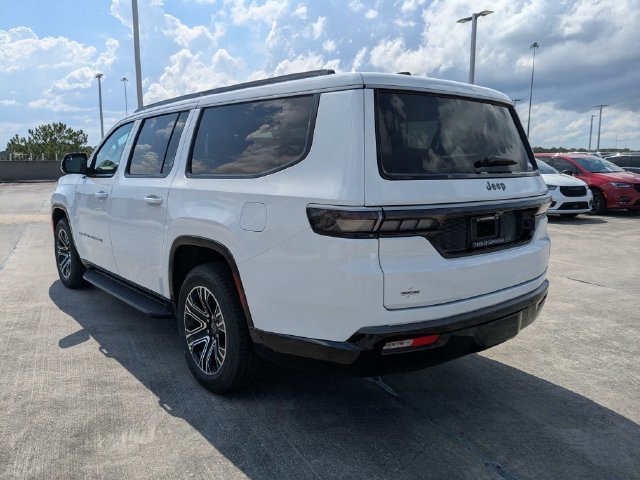 New 2026 Jeep Grand Wagoneer L 2WD w/ Premium Group I image 6