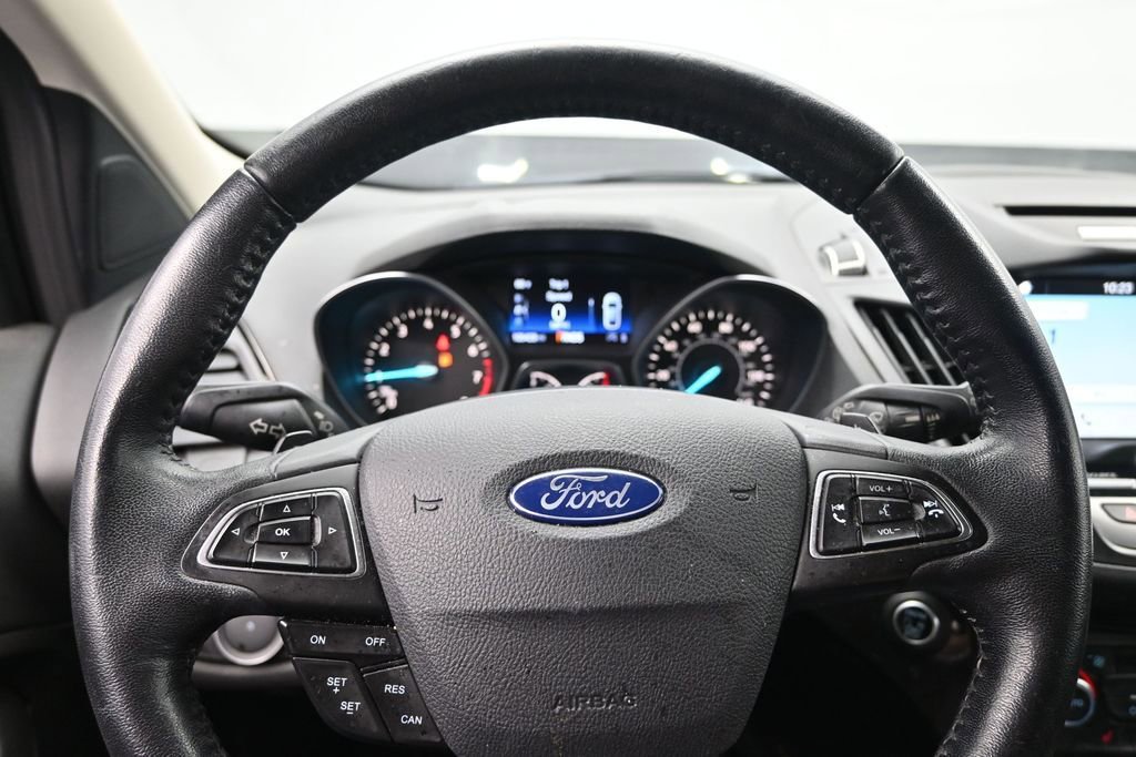 Used 2017 Ford Escape Titanium FWD image 12