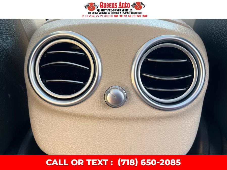 Used 2017 Mercedes-Benz C 300 4MATIC Sedan image 14