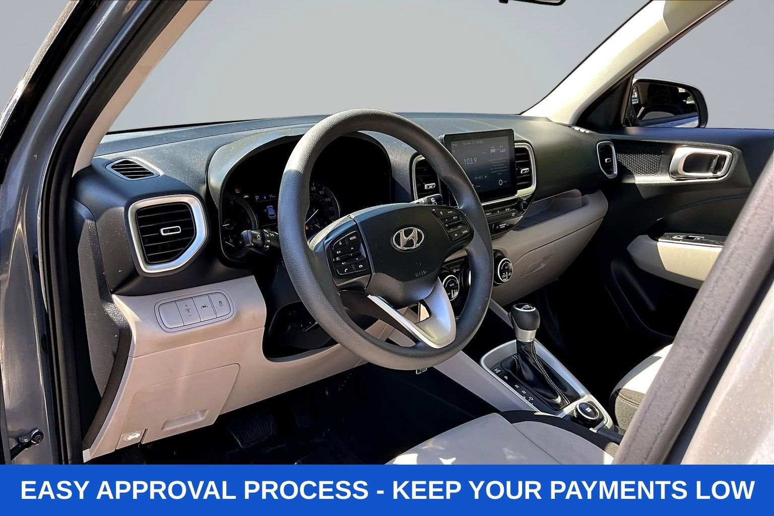 Used 2020 Hyundai Venue SEL FWD image 18