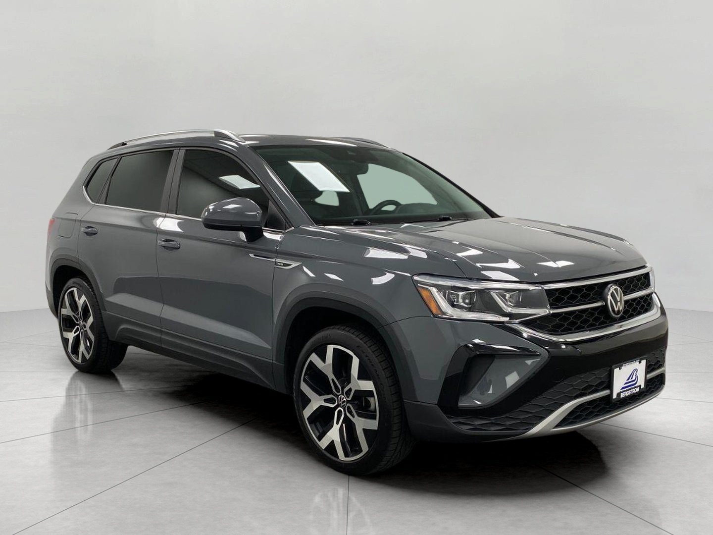 Used 2022 Volkswagen Taos SEL w/ Panoramic Sunroof Package