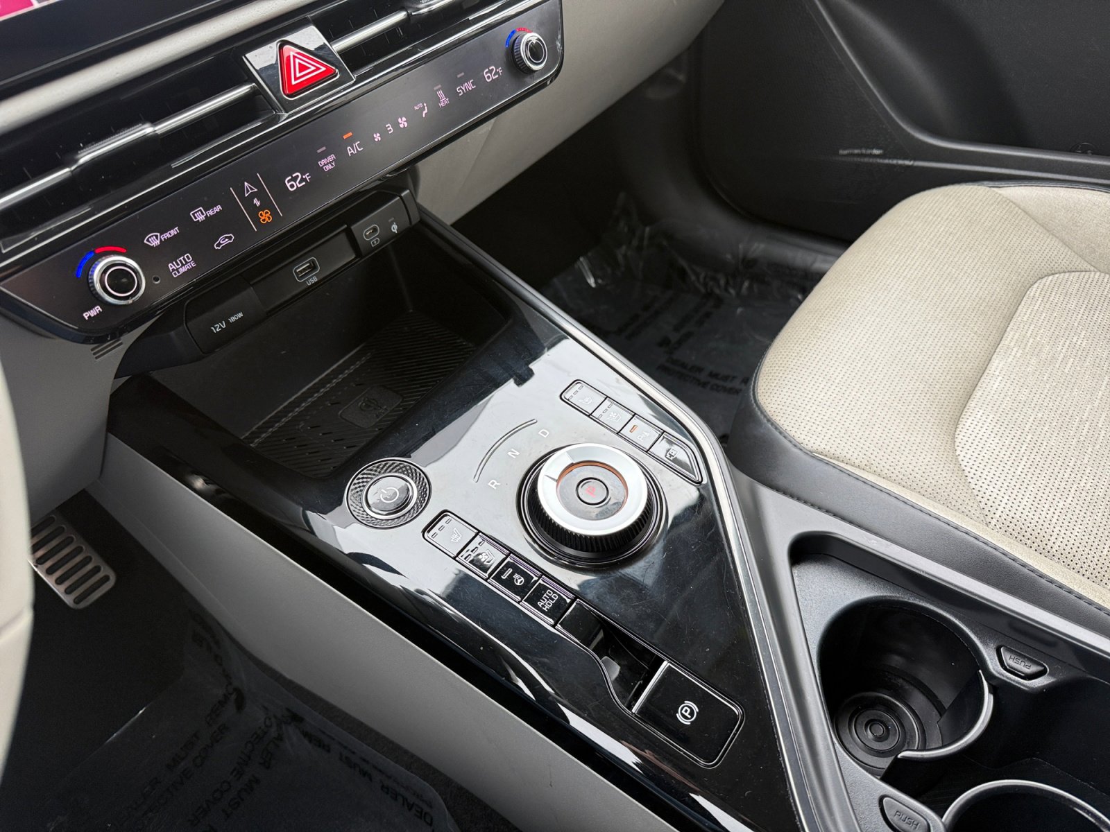 Used 2023 Kia Niro Wave image 13