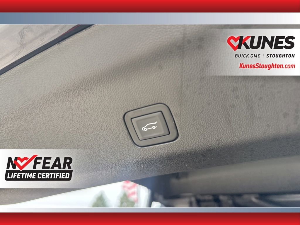 Used 2025 GMC Yukon Denali image 21