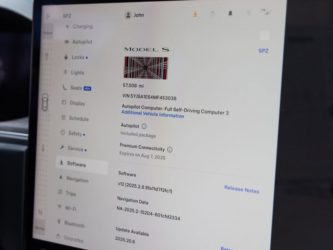 Used 2021 Tesla Model S Plaid image 27