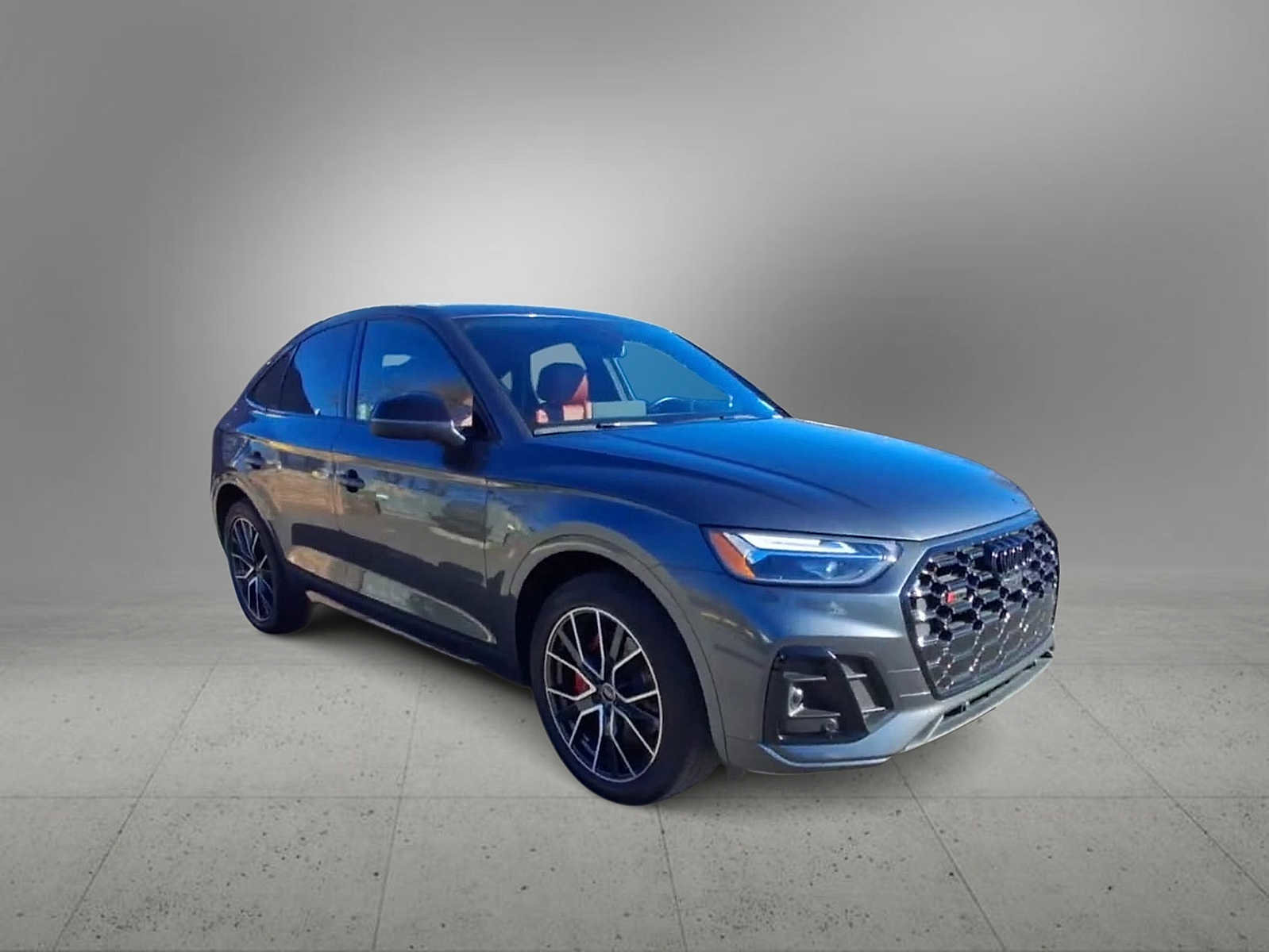 Used 2023 Audi SQ5 Premium Plus w/ Premium Plus Package image 2