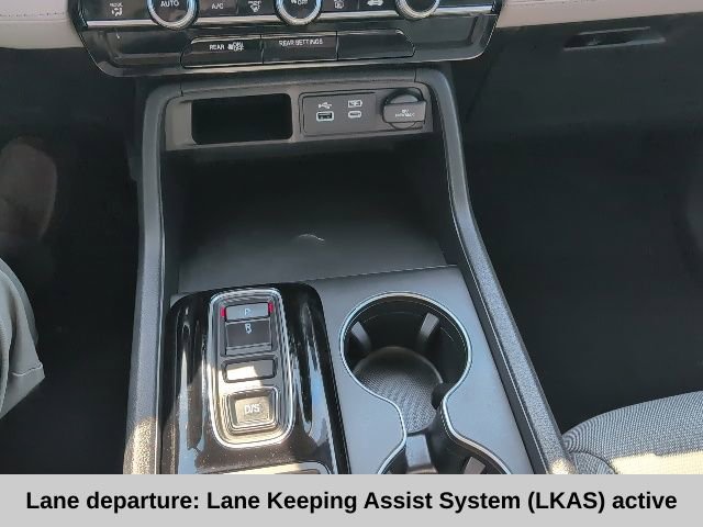 Used 2023 Honda Pilot LX image 6