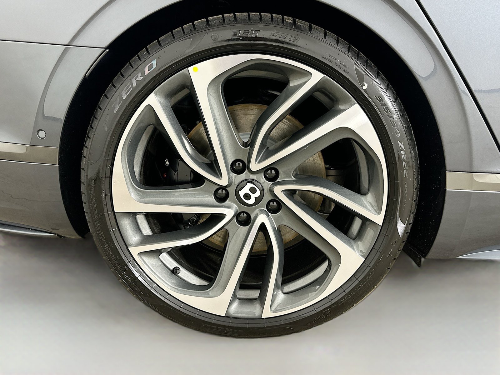 New 2026 Bentley Flying Spur Plug-In Hybrid AWD/4WD image 54