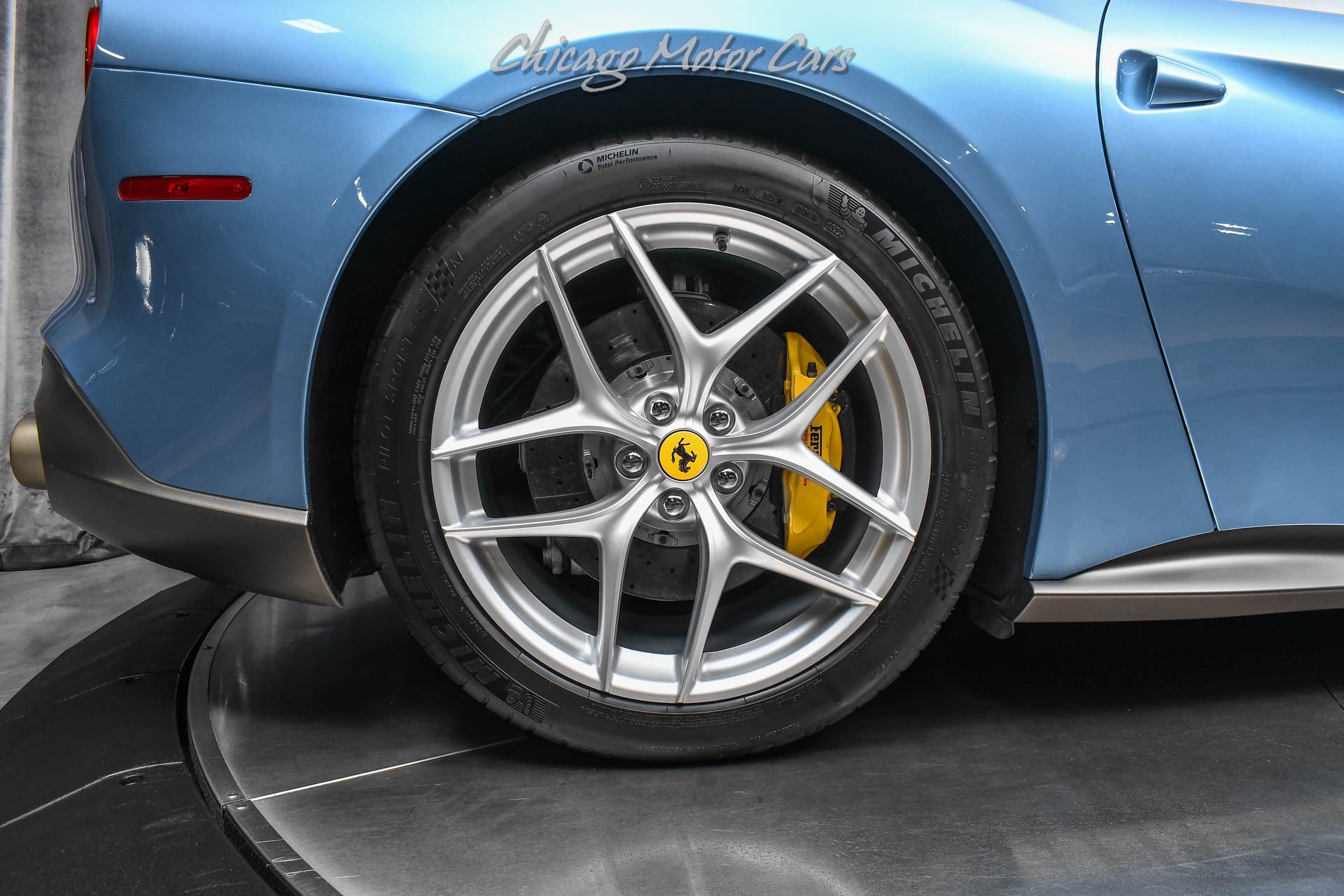 Used 2017 Ferrari F12 Berlinetta RWD image 50