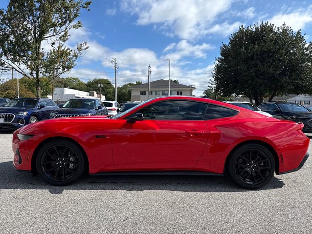 Used 2024 Ford Mustang GT Premium image 2
