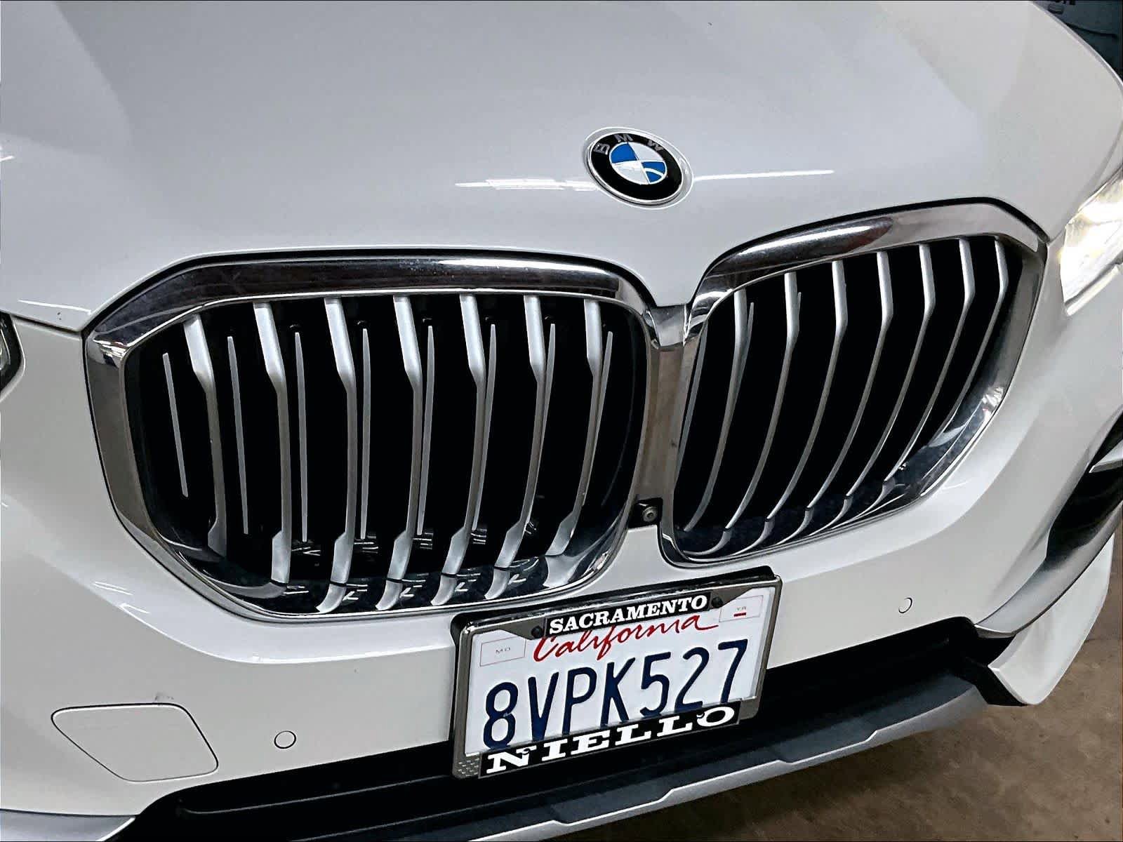 Used 2020 BMW X5 xDrive40i w/ Convenience Package AWD/4WD image 32