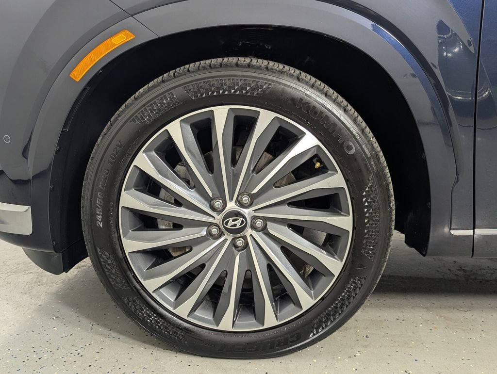 Used 2024 Hyundai Palisade Calligraphy image 9