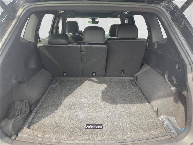 Used 2022 Volkswagen Tiguan SEL R-Line AWD/4WD image 8