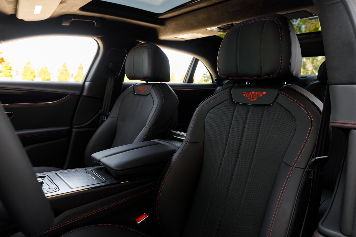 New 2026 Bentley Flying Spur Plug-In Hybrid image 16