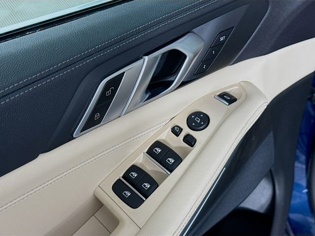 Used 2022 BMW X5 xDrive40i w/ Premium Package image 18
