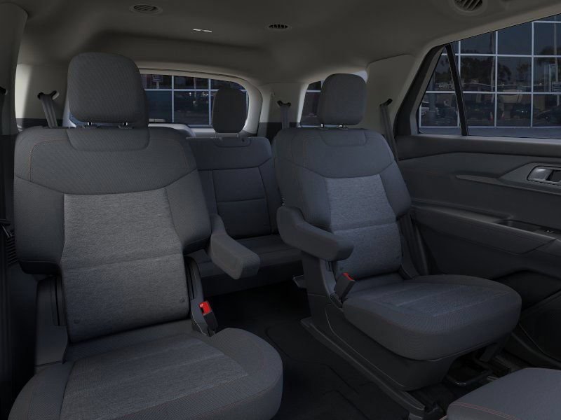 New 2026 Ford Explorer Active RWD image 40