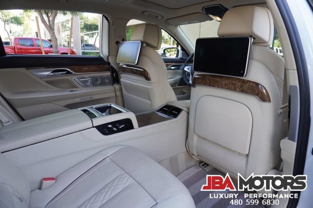 Used 2018 BMW 750i RWD image 8