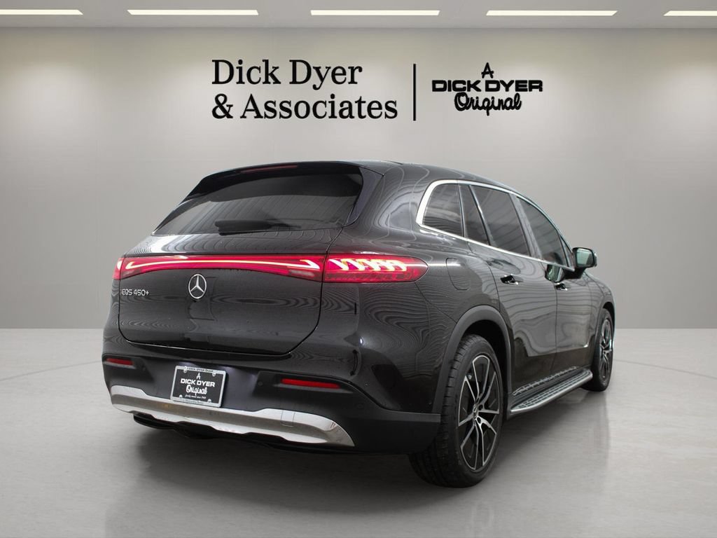 Used 2023 Mercedes-Benz EQS 450+ SUV image 11