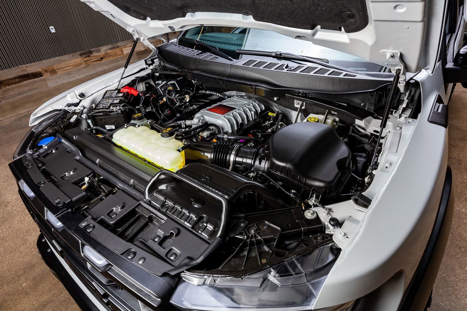 Used 2026 Ford F150 Raptor AWD/4WD image 40