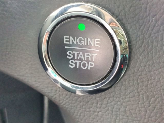 Used 2022 Ford Edge SEL image 44