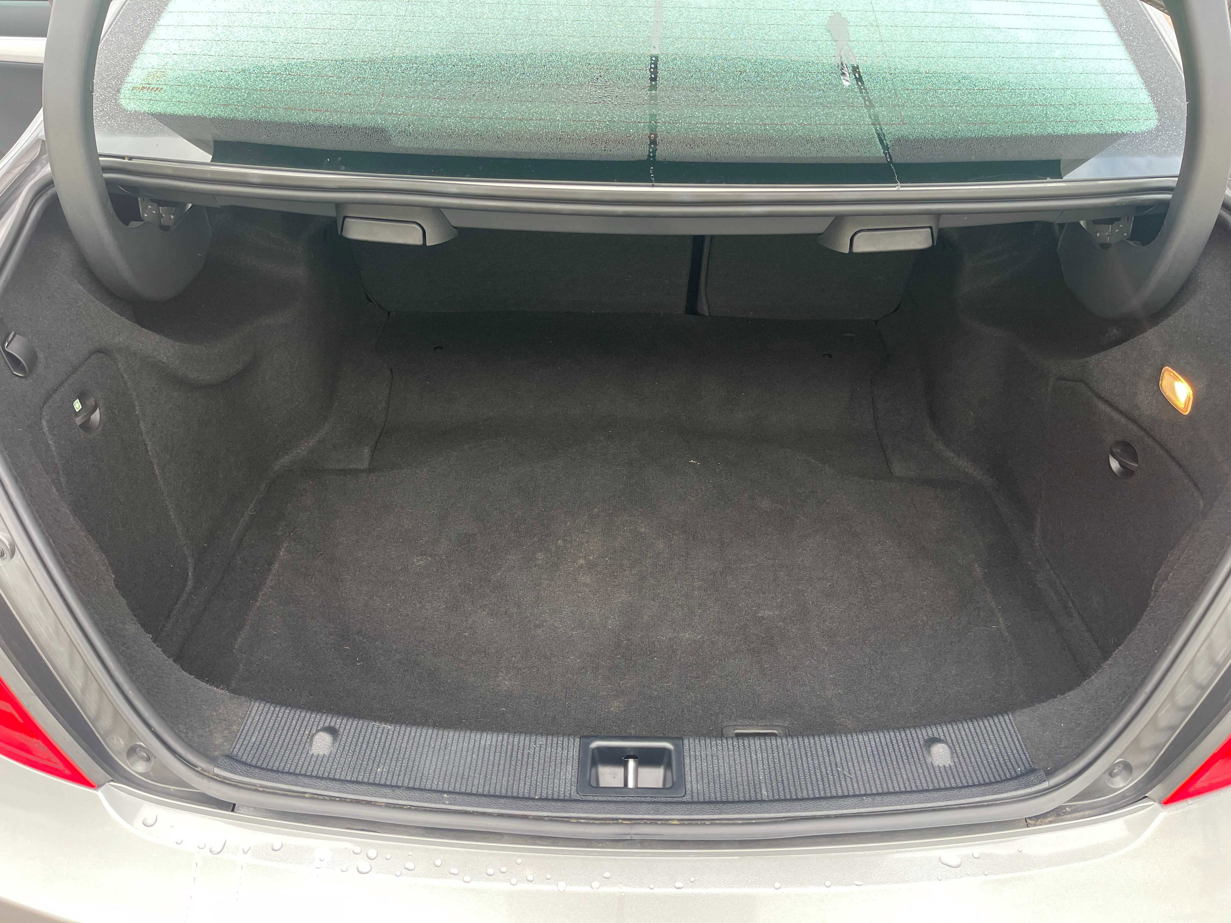 Used 2013 Mercedes-Benz C 250 Sedan w/ Premium 1 Pkg image 9