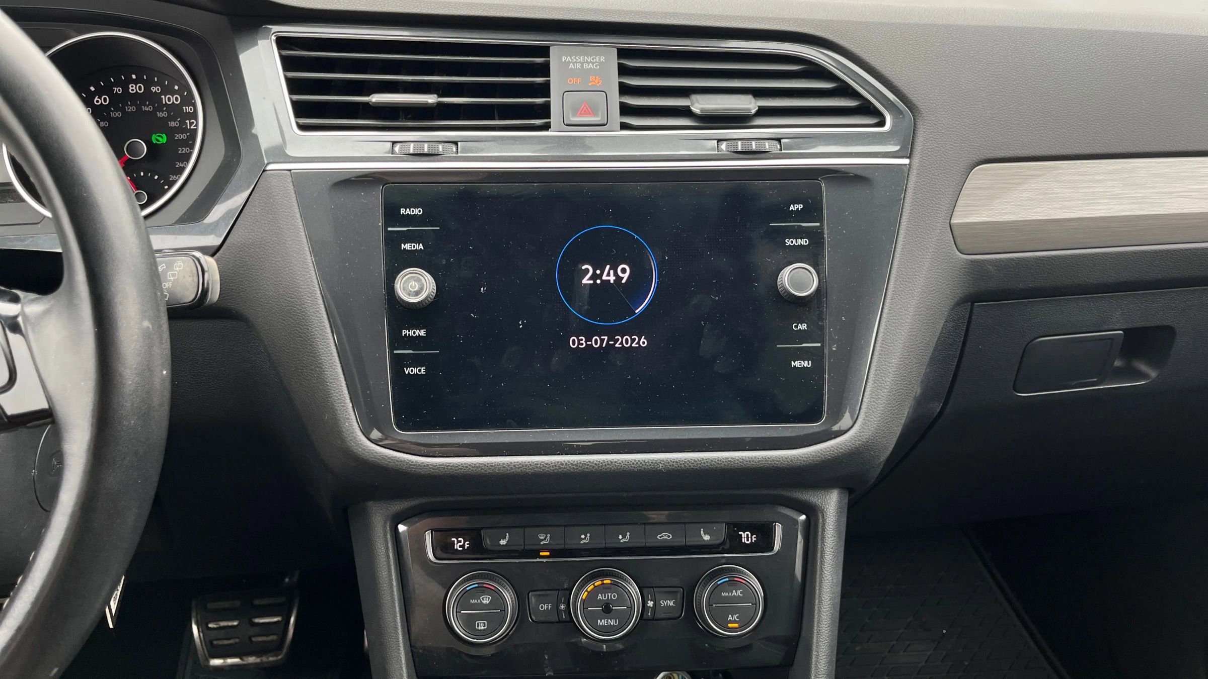 Used 2021 Volkswagen Tiguan SE R-Line image 16