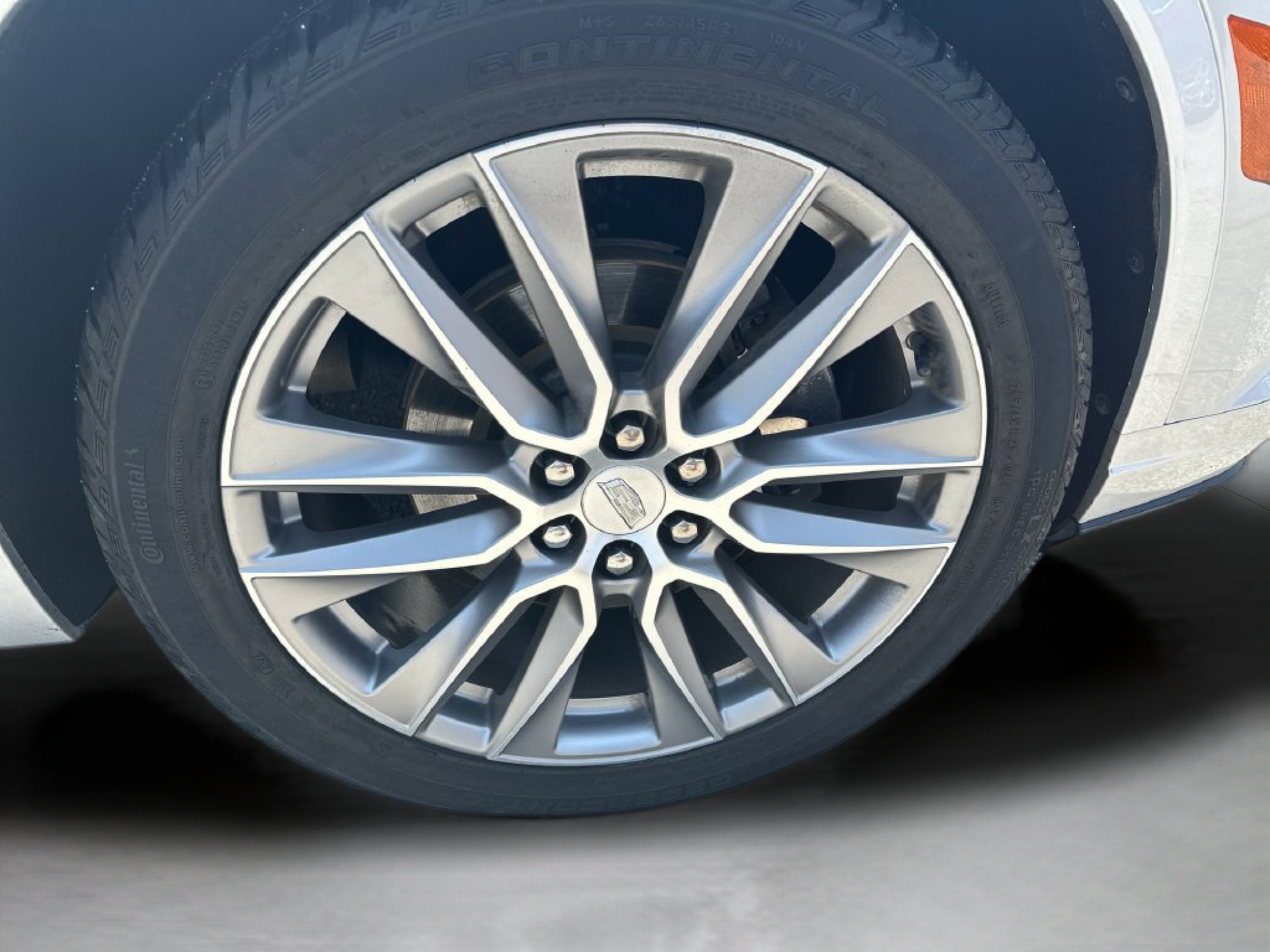Used 2020 Cadillac XT6 Sport AWD/4WD image 33