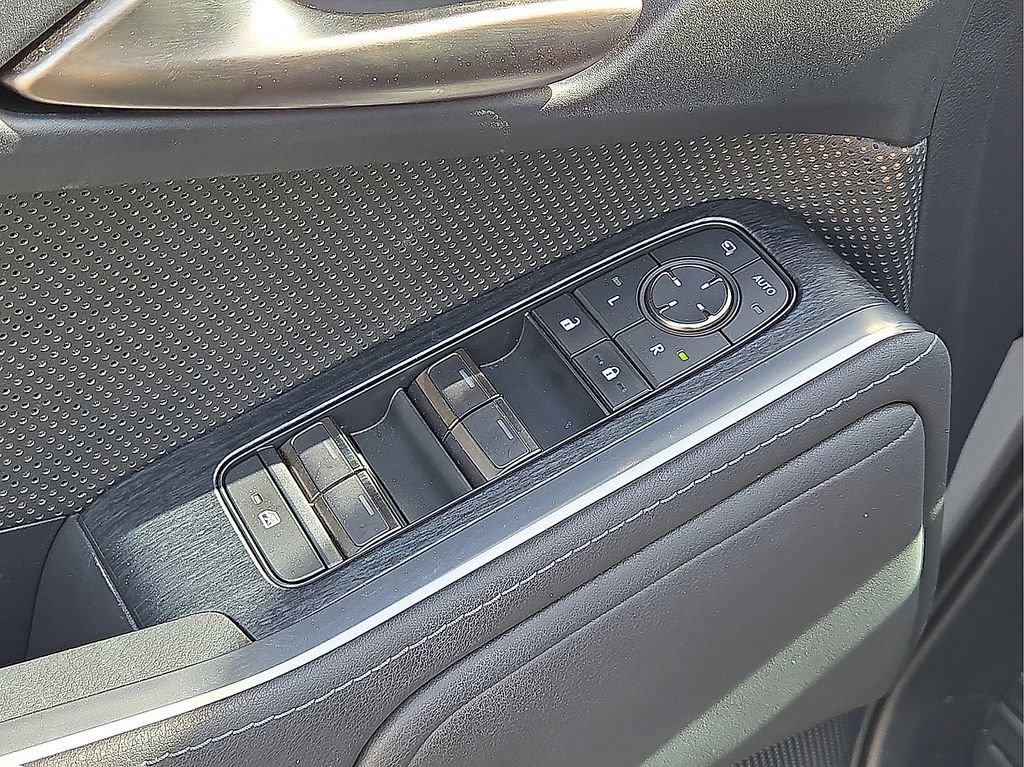 Used 2024 Lexus GX 550 w/ Accessory Package (Z1) AWD/4WD image 22