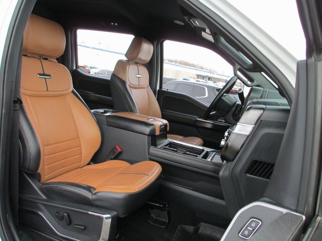 Used 2024 Ford F350 Platinum image 21