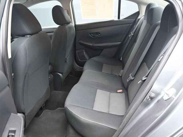 Used 2024 Nissan Sentra SV FWD image 13