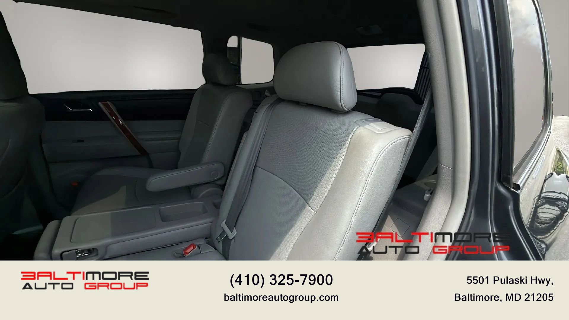 Used 2012 Toyota Highlander Limited w/ Tow Pkg AWD/4WD image 16