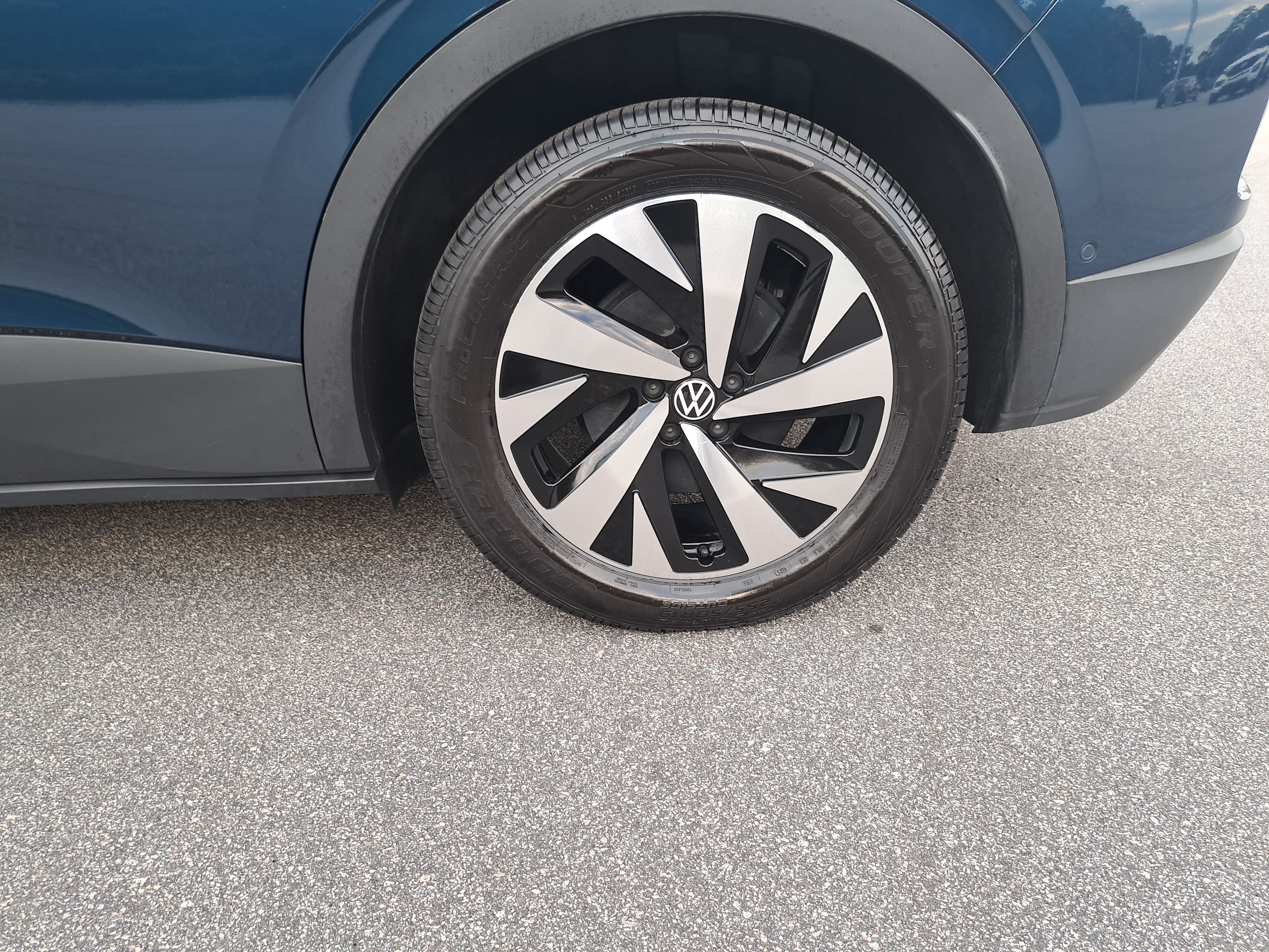 Certified 2023 Volkswagen ID.4 Pro RWD image 33