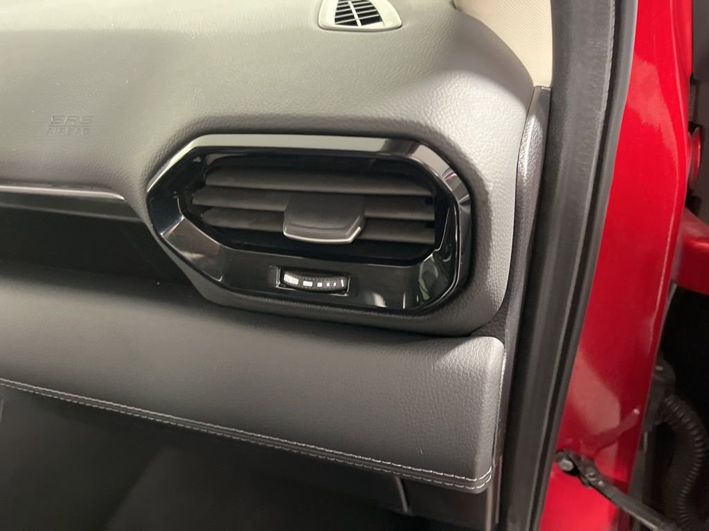 Used 2024 Honda Pilot Touring image 23