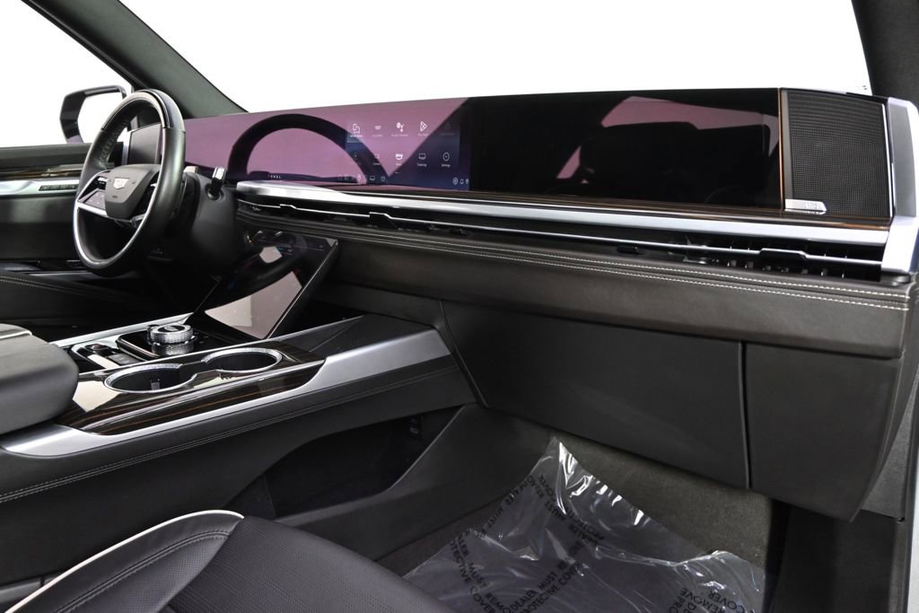 Certified 2025 Cadillac Escalade Premium Luxury image 15