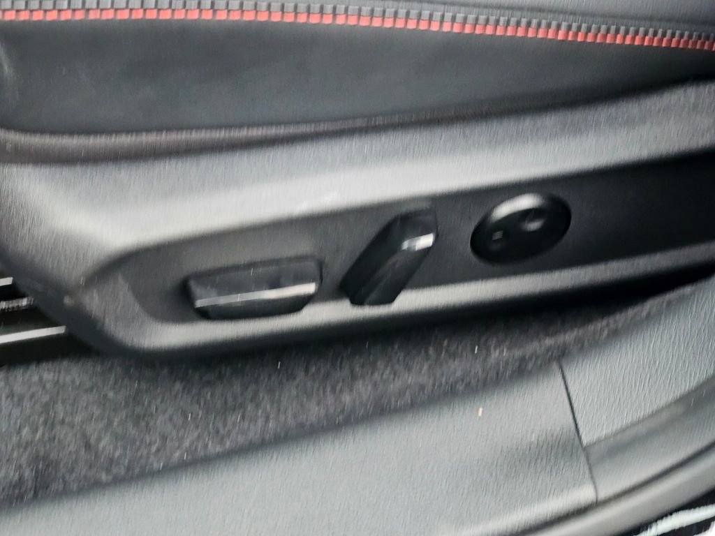 New 2026 Nissan Sentra SR w/ SR Premium Package image 32