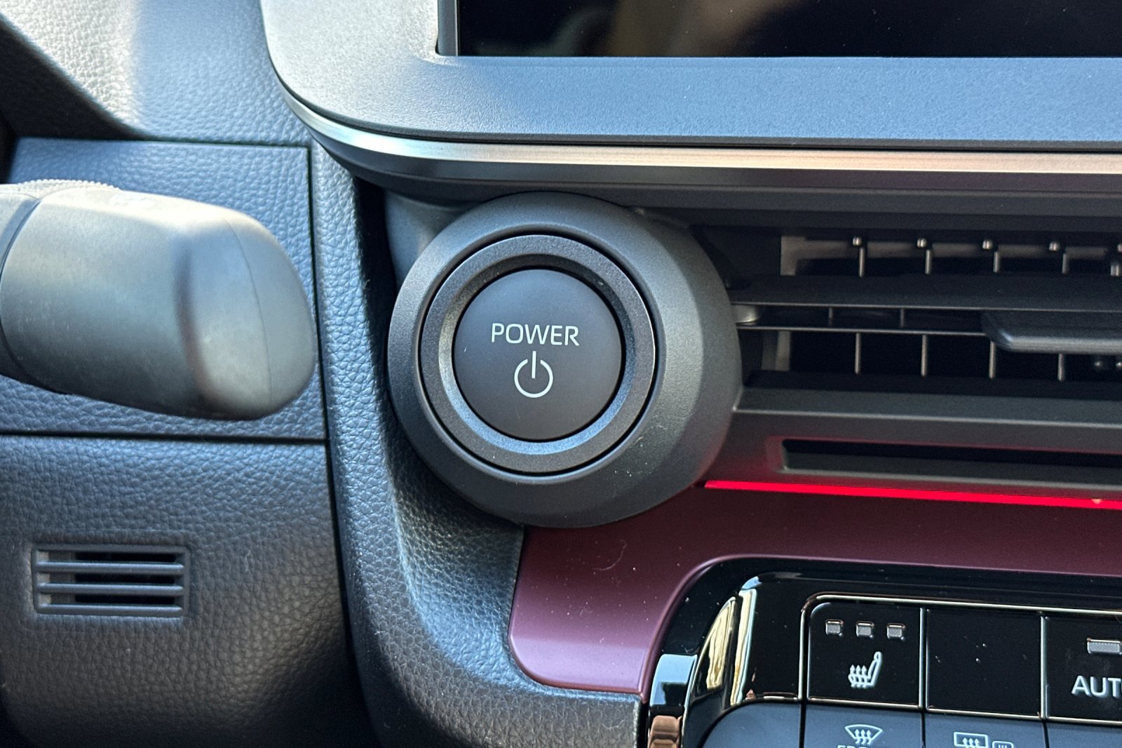 New 2026 Toyota Prius Plug-In Hybrid image 19