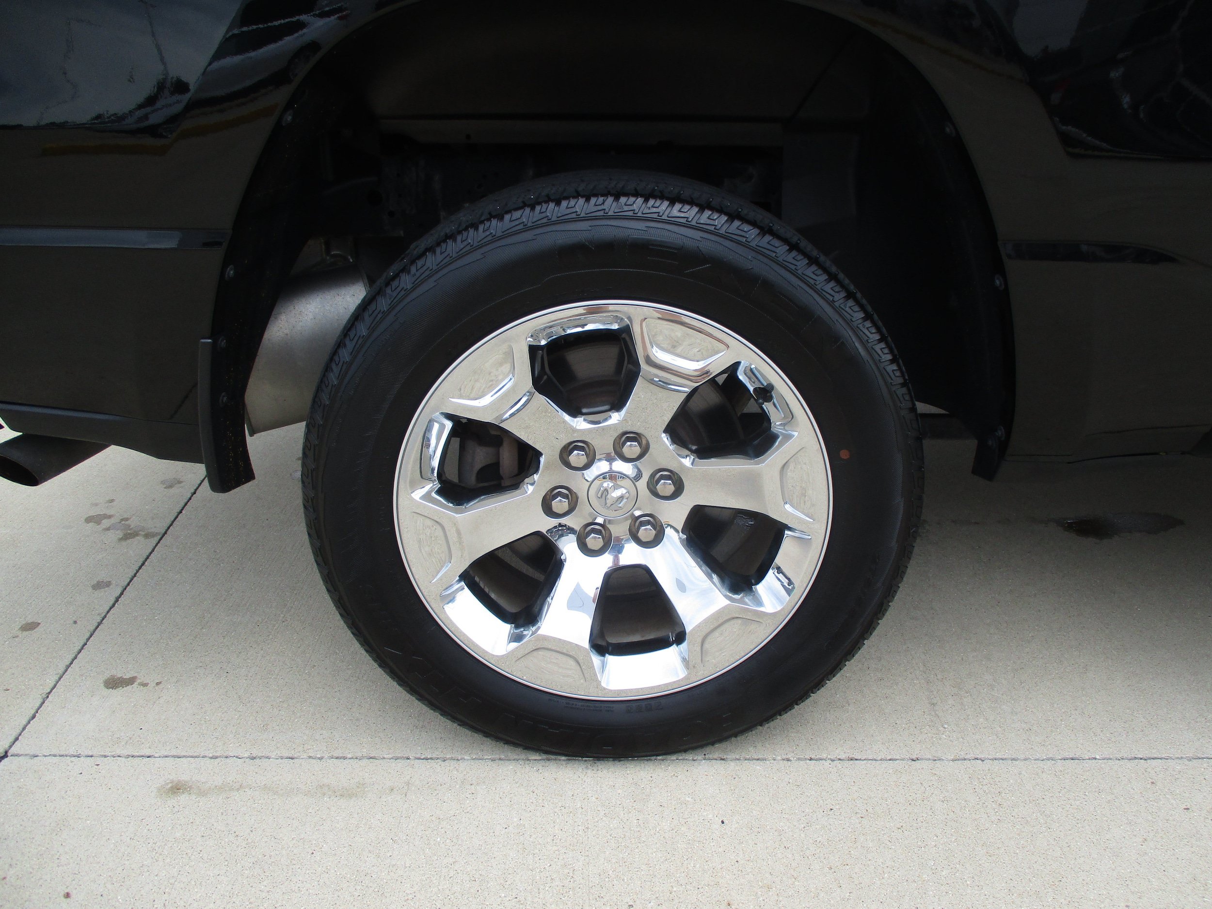 Used 2022 RAM 1500 Big Horn AWD/4WD image 15